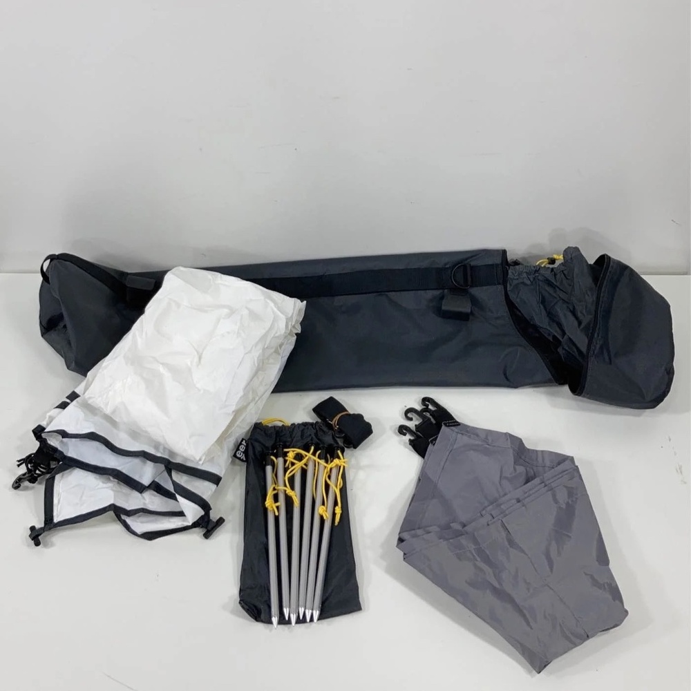 Veer Basecamp Outdoor Tent in White and Yellow - Picture 3 of 4
